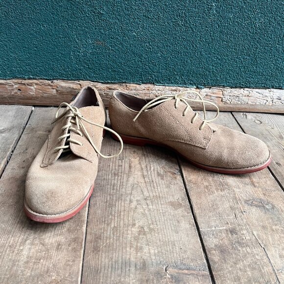 GH Bass Saddle Oxford Size Womens 10 Tan Suede Gum Sole Shoe - Picture 2 of 11